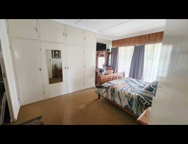 4 BEDROOM FREESTANDING FOR SALE IN TRIM PARK
